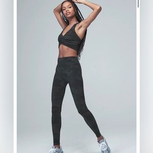 Alo black camo leggings full length